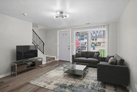 Tiny photo for 2151 Morningside Lane #C, Carpentersville, IL 60110 (MLS # 12628820)