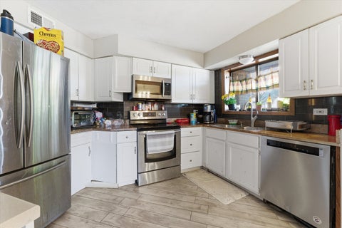 Tiny photo for 6401 Pershing Road #105, Stickney, IL 60402 (MLS # 12669972)