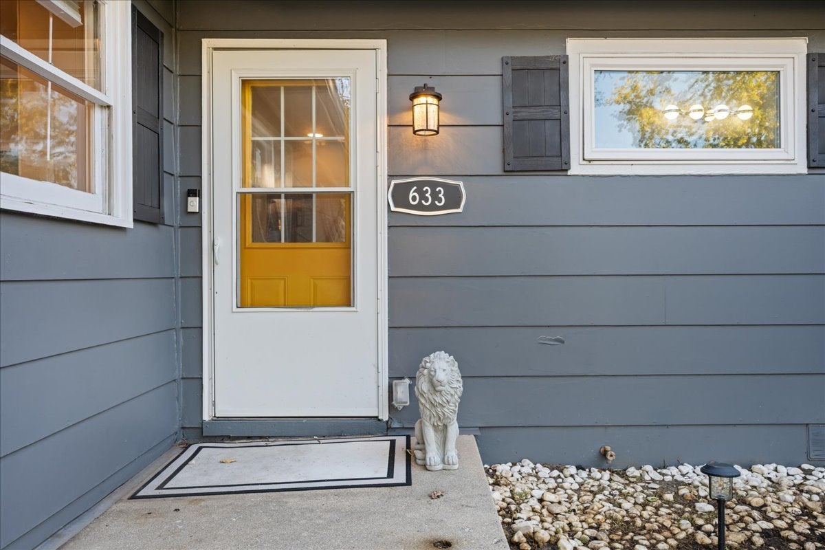 633 Seneca Drive