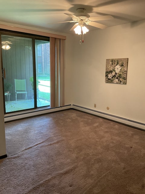 Tiny photo for 2929 SUNNYSIDE Drive #127B, Rockford, IL 61114 (MLS # 12769422)