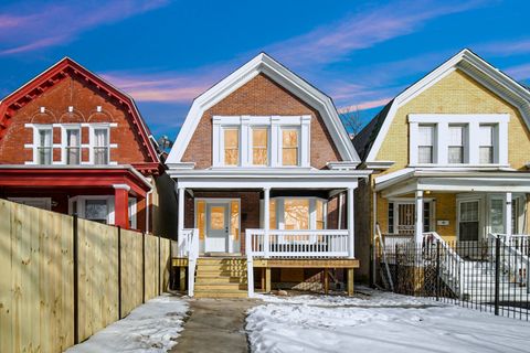 Photo of 4216 W West End Avenue, Chicago, IL 60624 (MLS # 12564963)