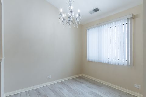 Tiny photo for 25 Superior Court #L2, Schaumburg, IL 60193 (MLS # 12559477)