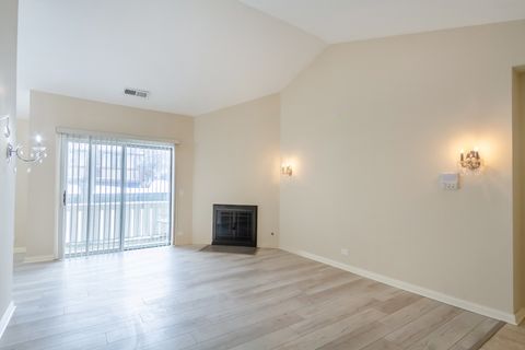 Tiny photo for 25 Superior Court #L2, Schaumburg, IL 60193 (MLS # 12559477)