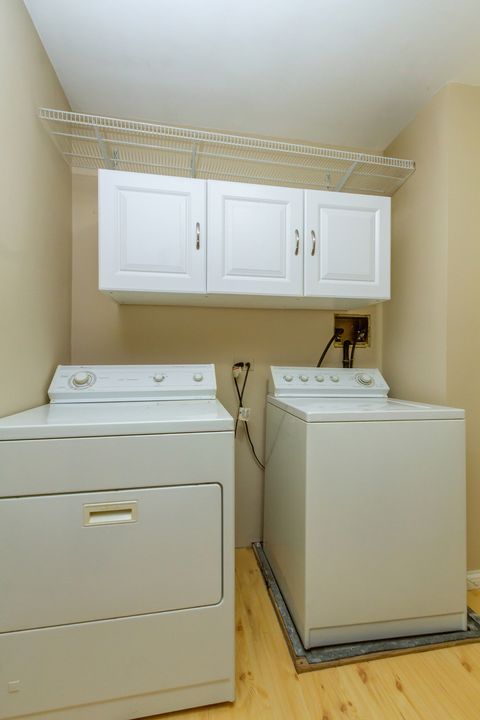 Tiny photo for 25 Superior Court #L2, Schaumburg, IL 60193 (MLS # 12559477)