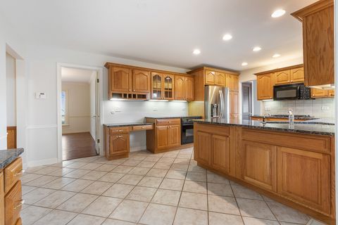 Tiny photo for 1440 Elizabeth Lane, Glenview, IL 60025 (MLS # 12586323)