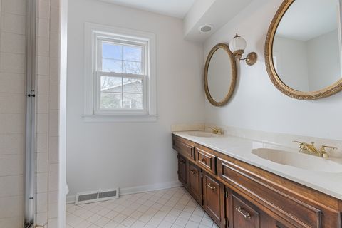 Tiny photo for 1440 Elizabeth Lane, Glenview, IL 60025 (MLS # 12586323)