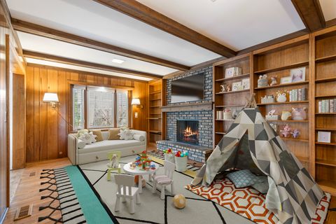 Tiny photo for 1440 Elizabeth Lane, Glenview, IL 60025 (MLS # 12586323)