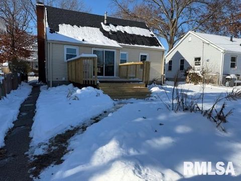 Tiny photo for 2113 N MARQUETTE Street, Davenport, IA 52804 (MLS # QC4269888)