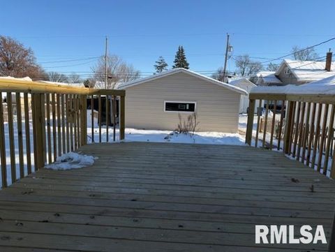 Tiny photo for 2113 N MARQUETTE Street, Davenport, IA 52804 (MLS # QC4269888)