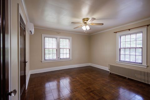 Tiny photo for 1068 S Wildwood Avenue, Kankakee, IL 60901 (MLS # 12401302)