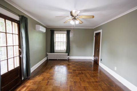 Tiny photo for 1068 S Wildwood Avenue, Kankakee, IL 60901 (MLS # 12401302)
