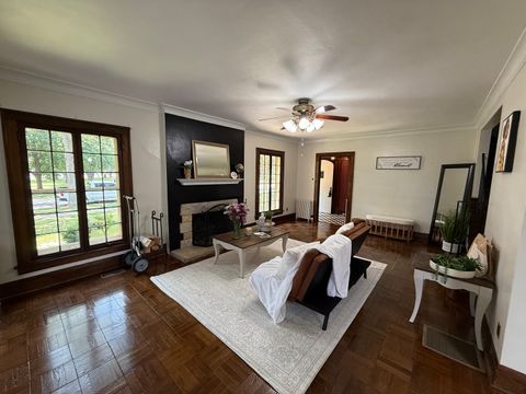 Tiny photo for 1068 S Wildwood Avenue, Kankakee, IL 60901 (MLS # 12401302)