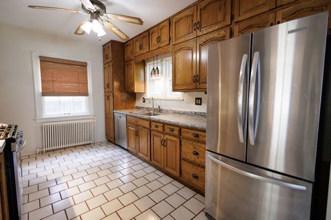 Tiny photo for 1068 S Wildwood Avenue, Kankakee, IL 60901 (MLS # 12401302)