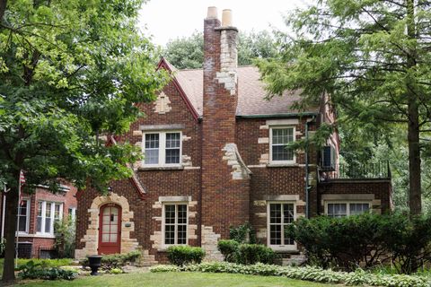 Tiny photo for 1068 S Wildwood Avenue, Kankakee, IL 60901 (MLS # 12401302)