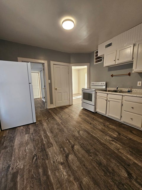 Tiny photo for 706 W 2nd Street, Rock Falls, IL 61071 (MLS # 12763195)
