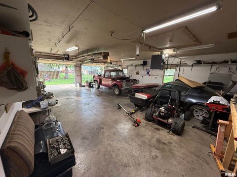 Tiny photo for 111 N WEST Street, Cambridge, IL 61238 (MLS # QC4265614)