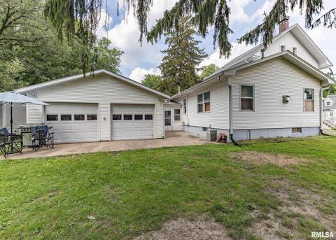 Tiny photo for 111 N WEST Street, Cambridge, IL 61238 (MLS # QC4265614)