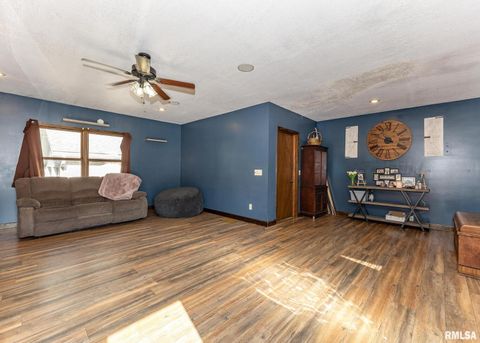 Tiny photo for 111 N WEST Street, Cambridge, IL 61238 (MLS # QC4265614)