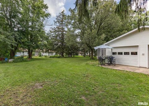 Tiny photo for 111 N WEST Street, Cambridge, IL 61238 (MLS # QC4265614)
