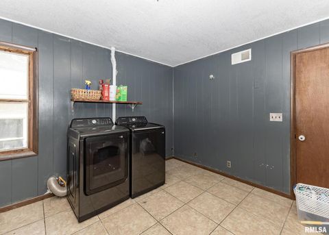 Tiny photo for 111 N WEST Street, Cambridge, IL 61238 (MLS # QC4265614)