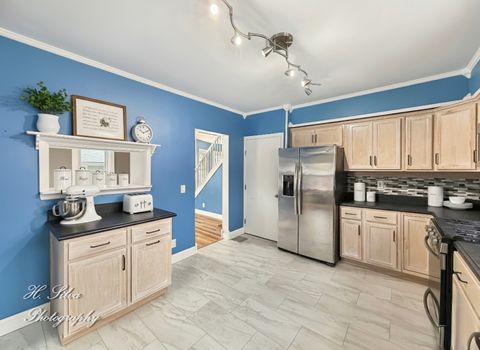 Tiny photo for 133 S Walkup Avenue, Crystal Lake, IL 60014 (MLS # 12506226)