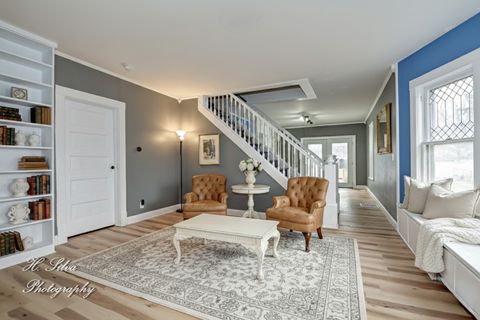 Tiny photo for 133 S Walkup Avenue, Crystal Lake, IL 60014 (MLS # 12506226)