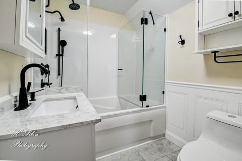 Tiny photo for 133 S Walkup Avenue, Crystal Lake, IL 60014 (MLS # 12506226)