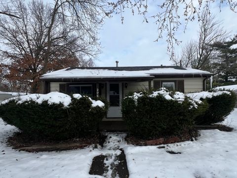 Photo of 206 Crestwood Avenue, Tilton, IL 61833 (MLS # 12529094)