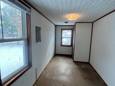 Tiny photo for 206 Crestwood Avenue, Tilton, IL 61833 (MLS # 12529094)