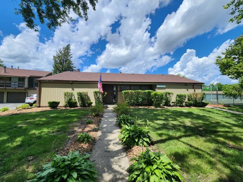 Tiny photo for 1 Stony Creek Drive #1B, Palos Hills, IL 60465 (MLS # 12720220)