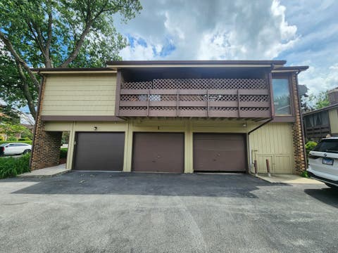Tiny photo for 1 Stony Creek Drive #1B, Palos Hills, IL 60465 (MLS # 12720220)