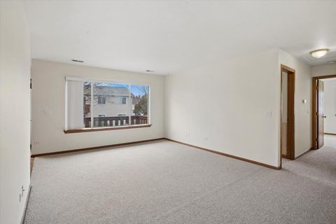 Tiny photo for 303 Newport Lane #D2, Bartlett, IL 60103 (MLS # 12576797)