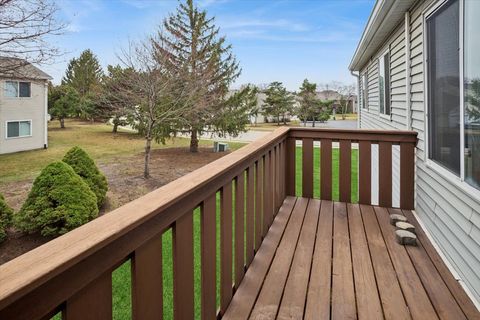 Tiny photo for 303 Newport Lane #D2, Bartlett, IL 60103 (MLS # 12576797)