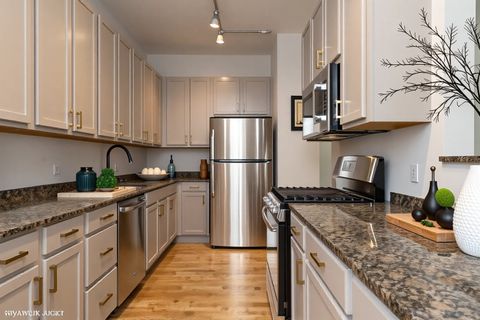 Tiny photo for 330 N CLINTON Street #303, Chicago, IL 60661 (MLS # 12432191)