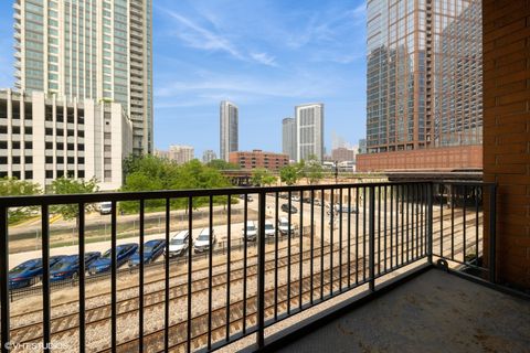 Tiny photo for 330 N CLINTON Street #303, Chicago, IL 60661 (MLS # 12432191)