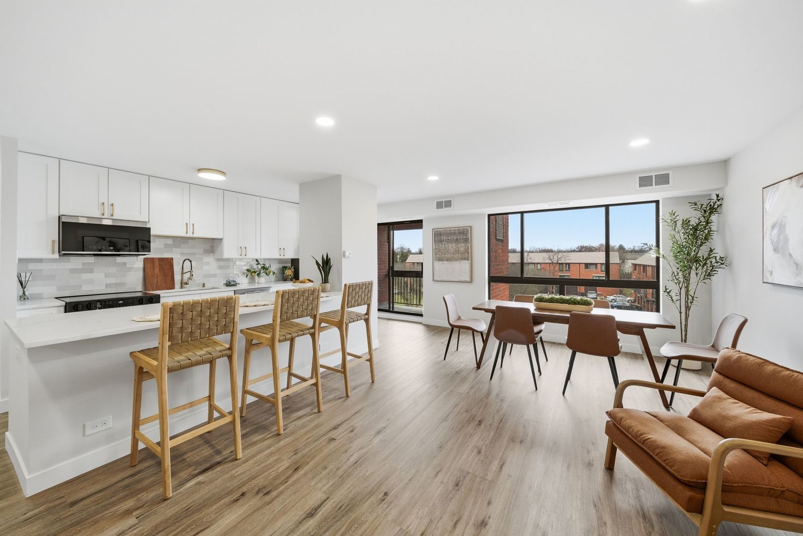 3700 Capri Court 308