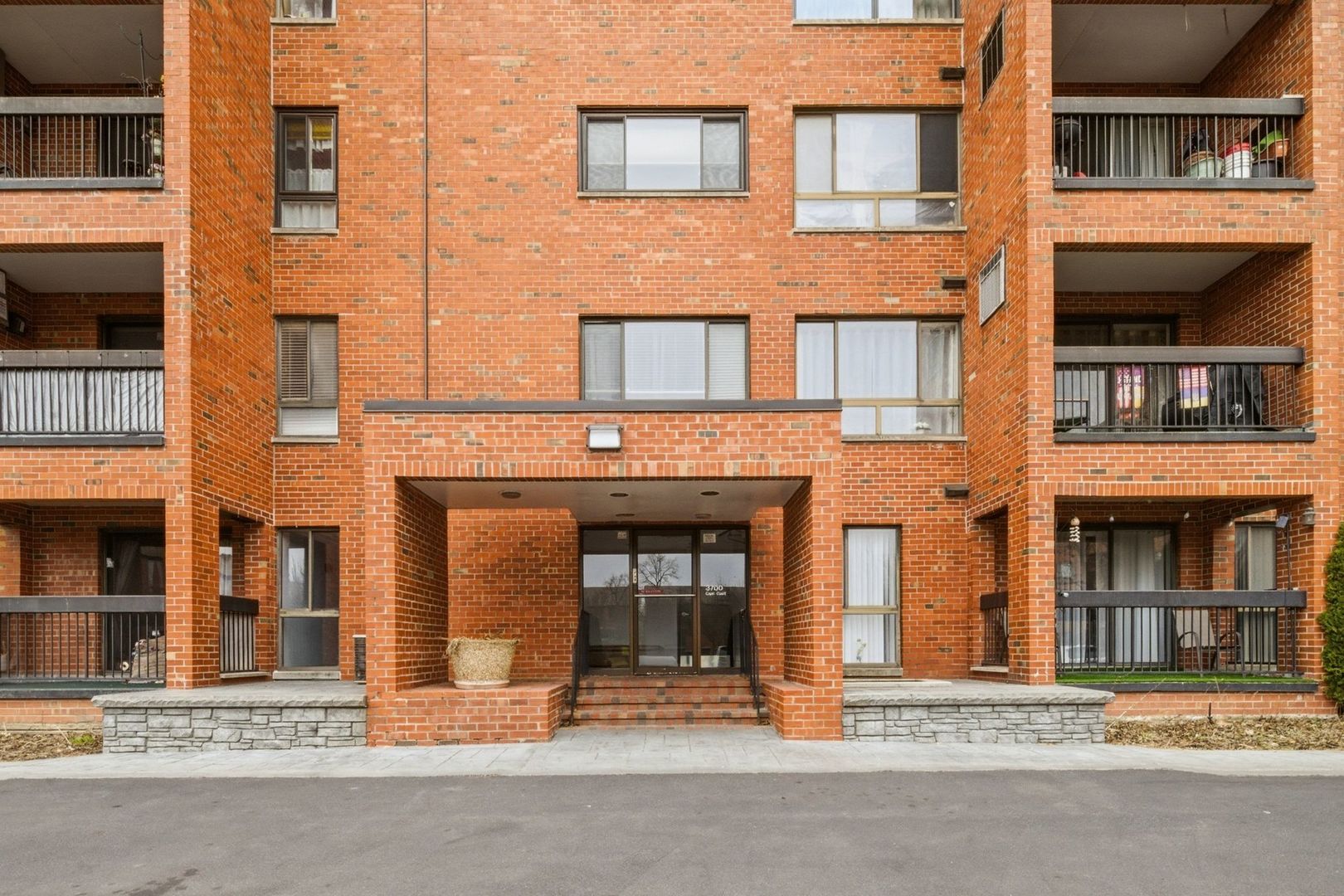 3700 Capri Court 308