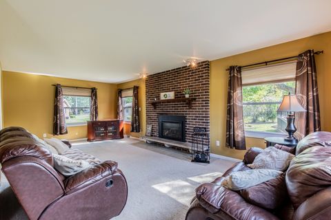 Tiny photo for 704 Carolyn Street, Mendota, IL 61342 (MLS # 12495126)