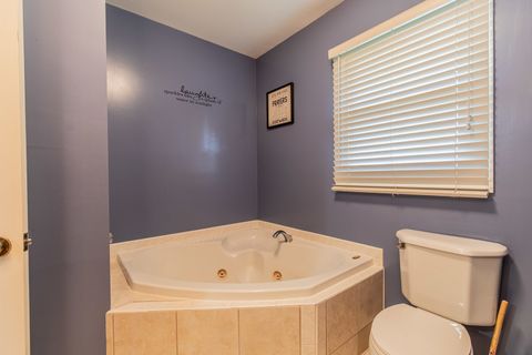 Tiny photo for 704 Carolyn Street, Mendota, IL 61342 (MLS # 12495126)