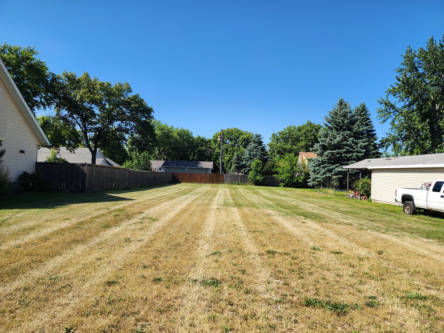 97 W Pine Avenue