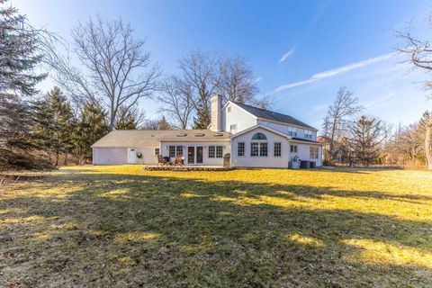 Tiny photo for 21 N Ridge Road, Lake Forest, IL 60045 (MLS # 12583736)