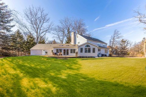 Tiny photo for 21 N Ridge Road, Lake Forest, IL 60045 (MLS # 12583736)