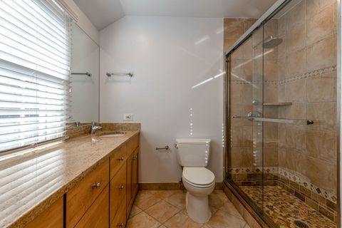 Tiny photo for 21 N Ridge Road, Lake Forest, IL 60045 (MLS # 12583736)