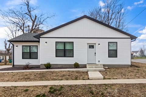 Photo of 105 S East Street, Towanda, IL 61776 (MLS # 12590038)