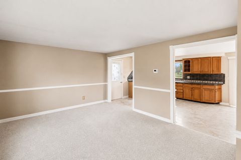Tiny photo for 215 Tollview Terrace, Gilberts, IL 60136 (MLS # 12682037)