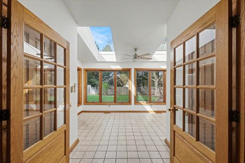 Tiny photo for 2404 N Nottingham Court, Champaign, IL 61821 (MLS # 12547260)