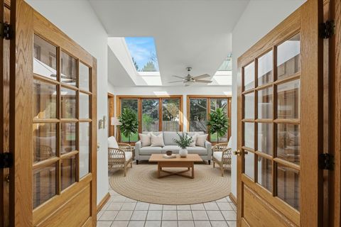 Tiny photo for 2404 N Nottingham Court, Champaign, IL 61821 (MLS # 12547260)