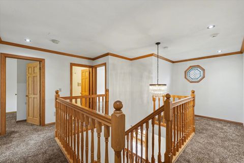 Tiny photo for 2404 N Nottingham Court, Champaign, IL 61821 (MLS # 12547260)