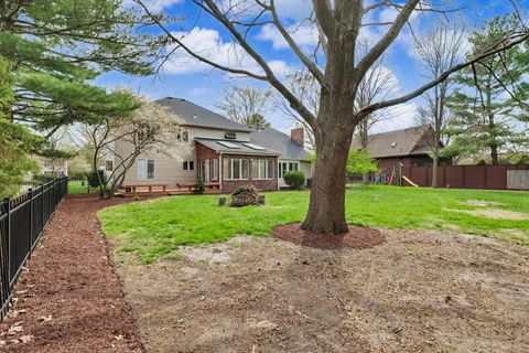 Tiny photo for 2404 N Nottingham Court, Champaign, IL 61821 (MLS # 12547260)