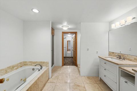 Tiny photo for 2404 N Nottingham Court, Champaign, IL 61821 (MLS # 12547260)